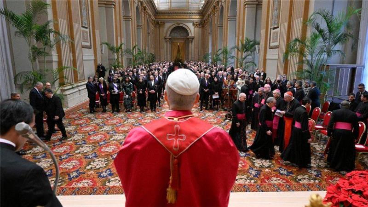Vatican Diplomacy in an Age of Estrangement, Power Politics, and War