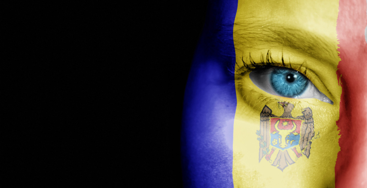 Moldova flag eye  
