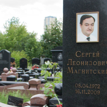 Sergei_Magnitsky_grave Credit Dmitry Rozhkov _ 