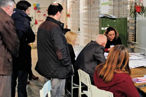 Poll closing Yerevan 