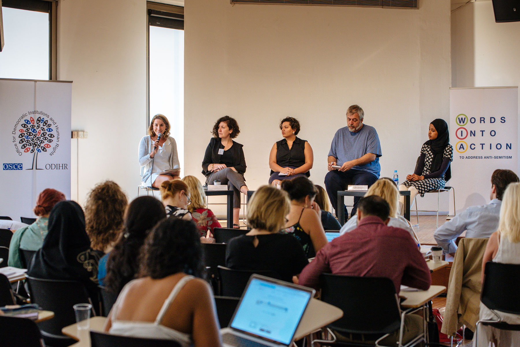 Participants of the seminar on Gender and Intersetional Activism discussing and presenting challenges and opportunities to include intersectionality in gender equity work. Seminar is part of the Words Into Action to Address Anti-Semitism project. 23 June 2017, Barcelona. Credit: OSCE/Richard Hadley